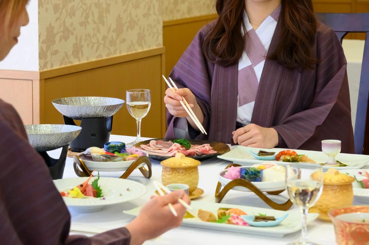Hotel Symphony Annex Onsen Sagae