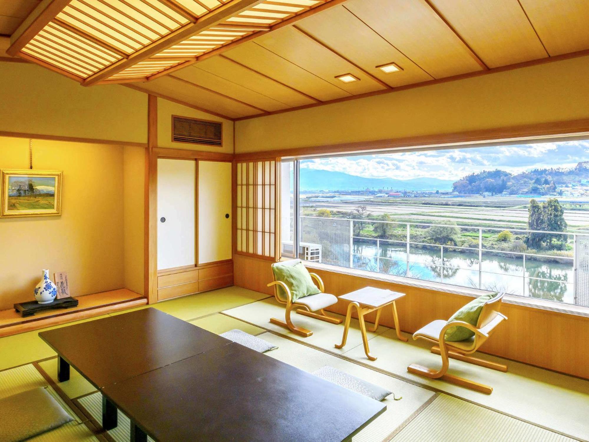 Symphony Annex Onsen 4* Sagae
