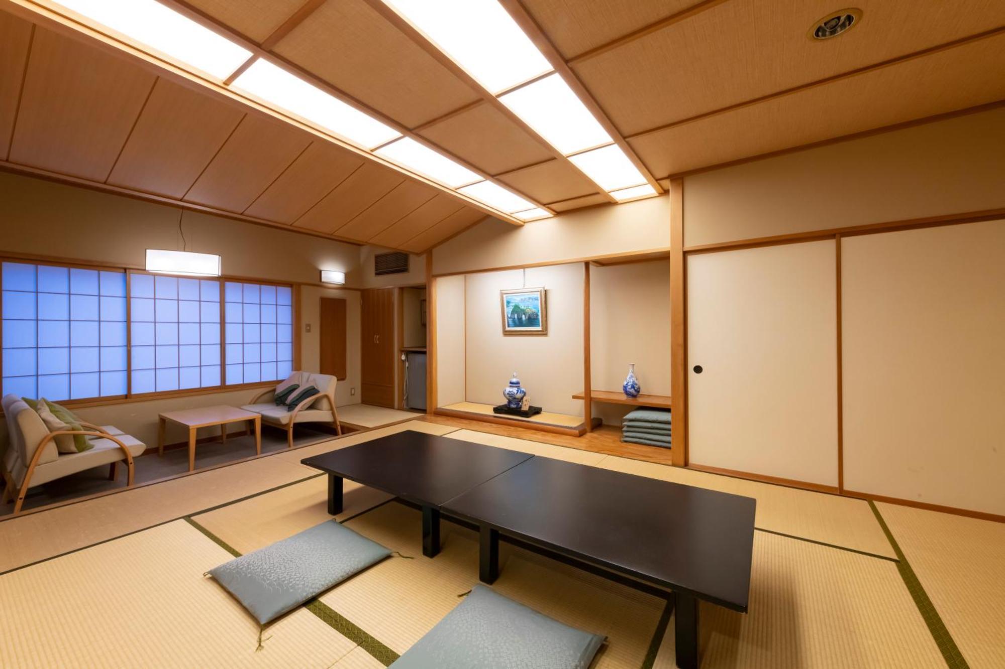 Symphony Annex Onsen 4*