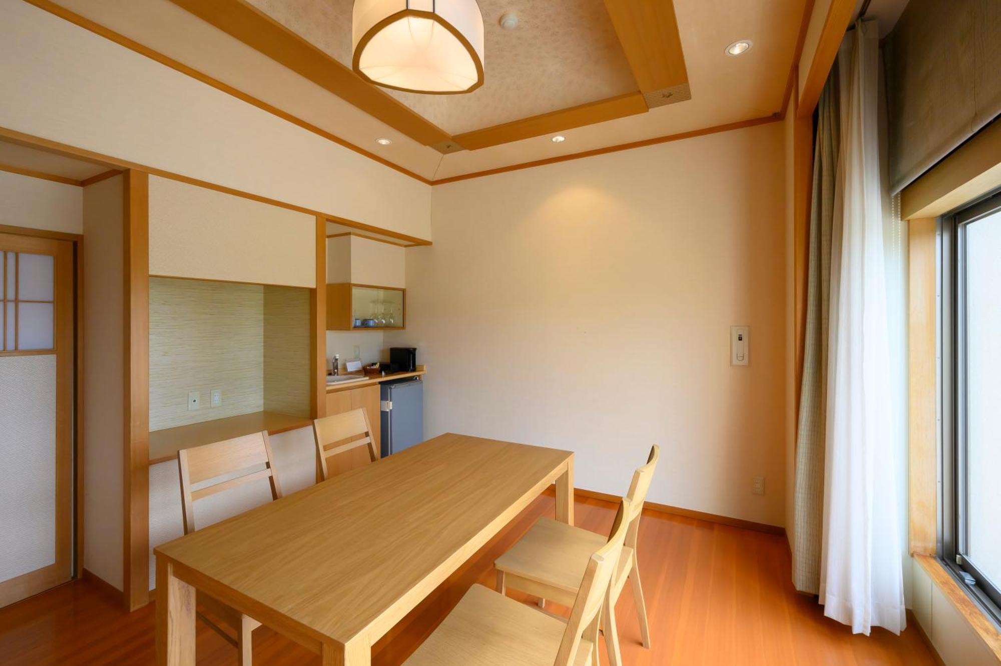 Symphony Annex Onsen