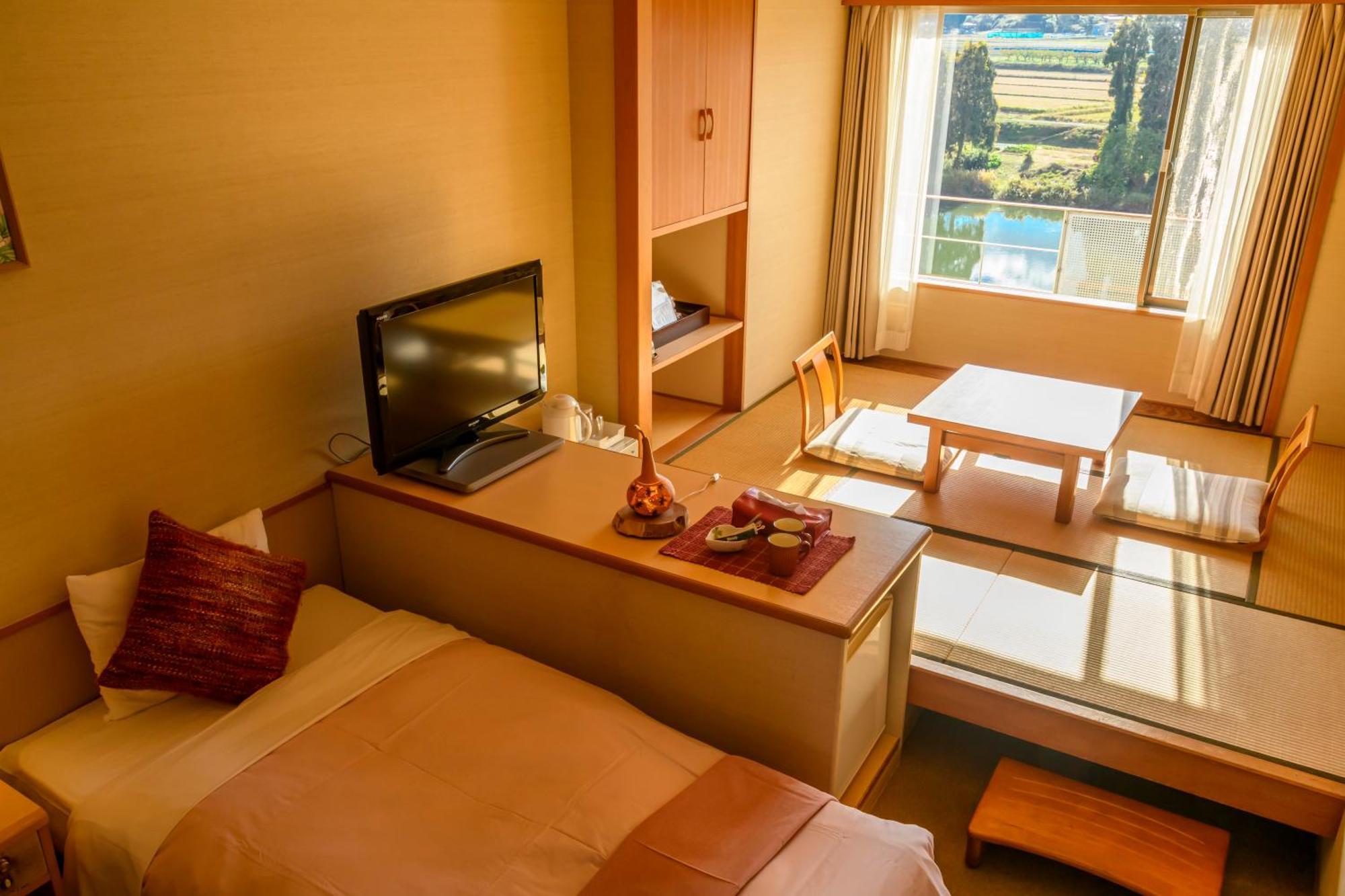 Symphony Annex Onsen