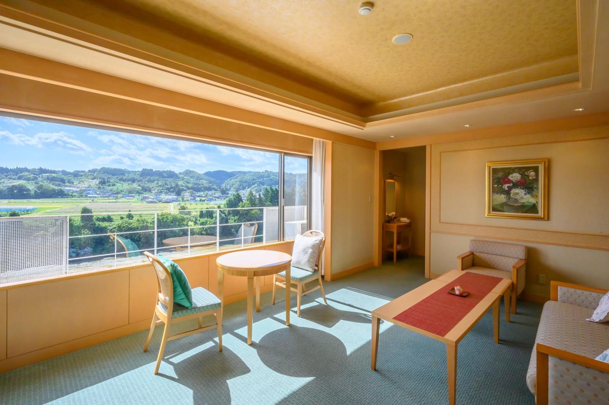 Symphony Annex Onsen Hotel 4*
