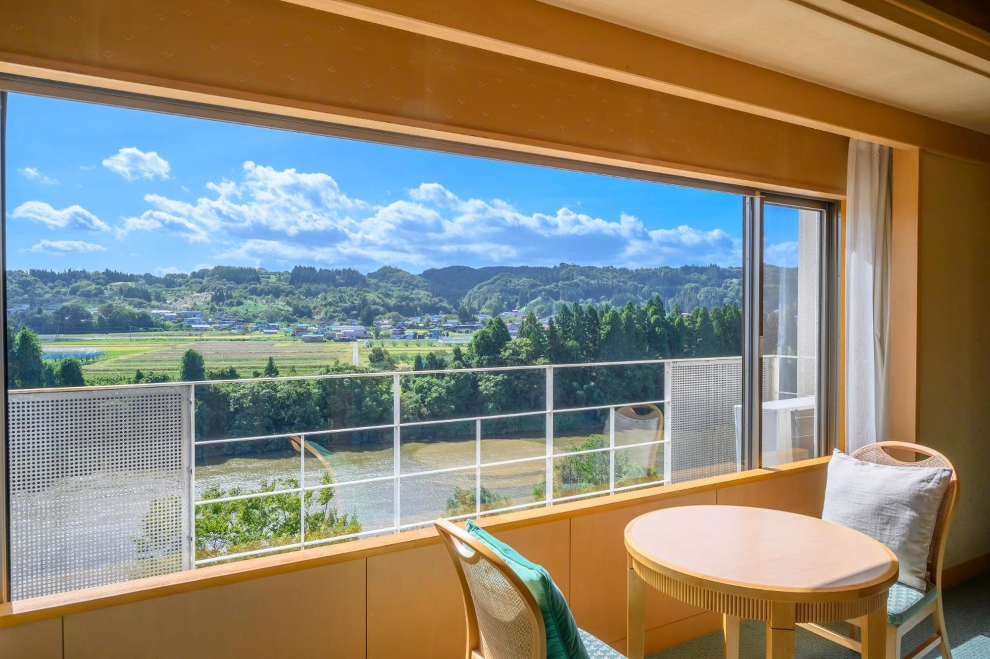 Symphony Annex Onsen Sagae